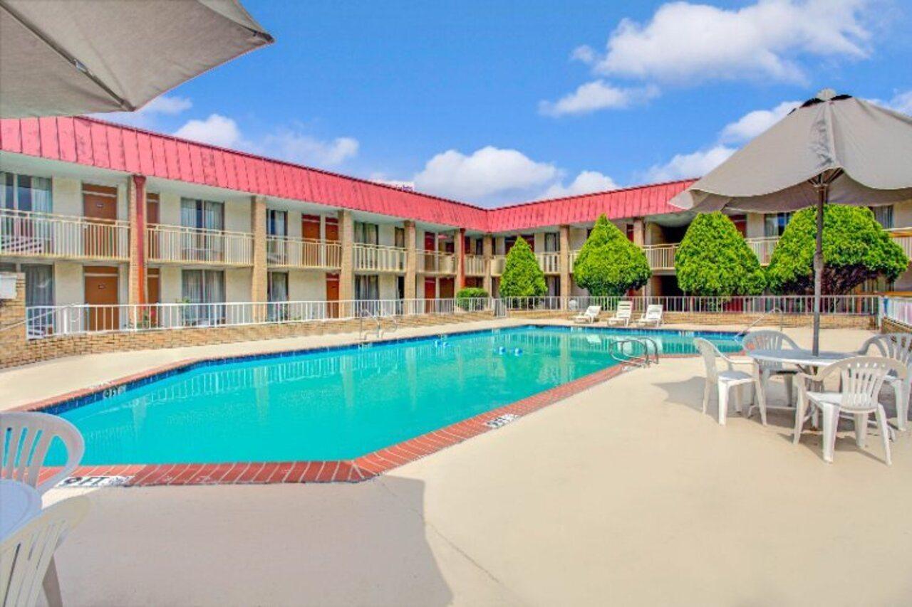 Knights Inn Memphis Airport Εξωτερικό φωτογραφία