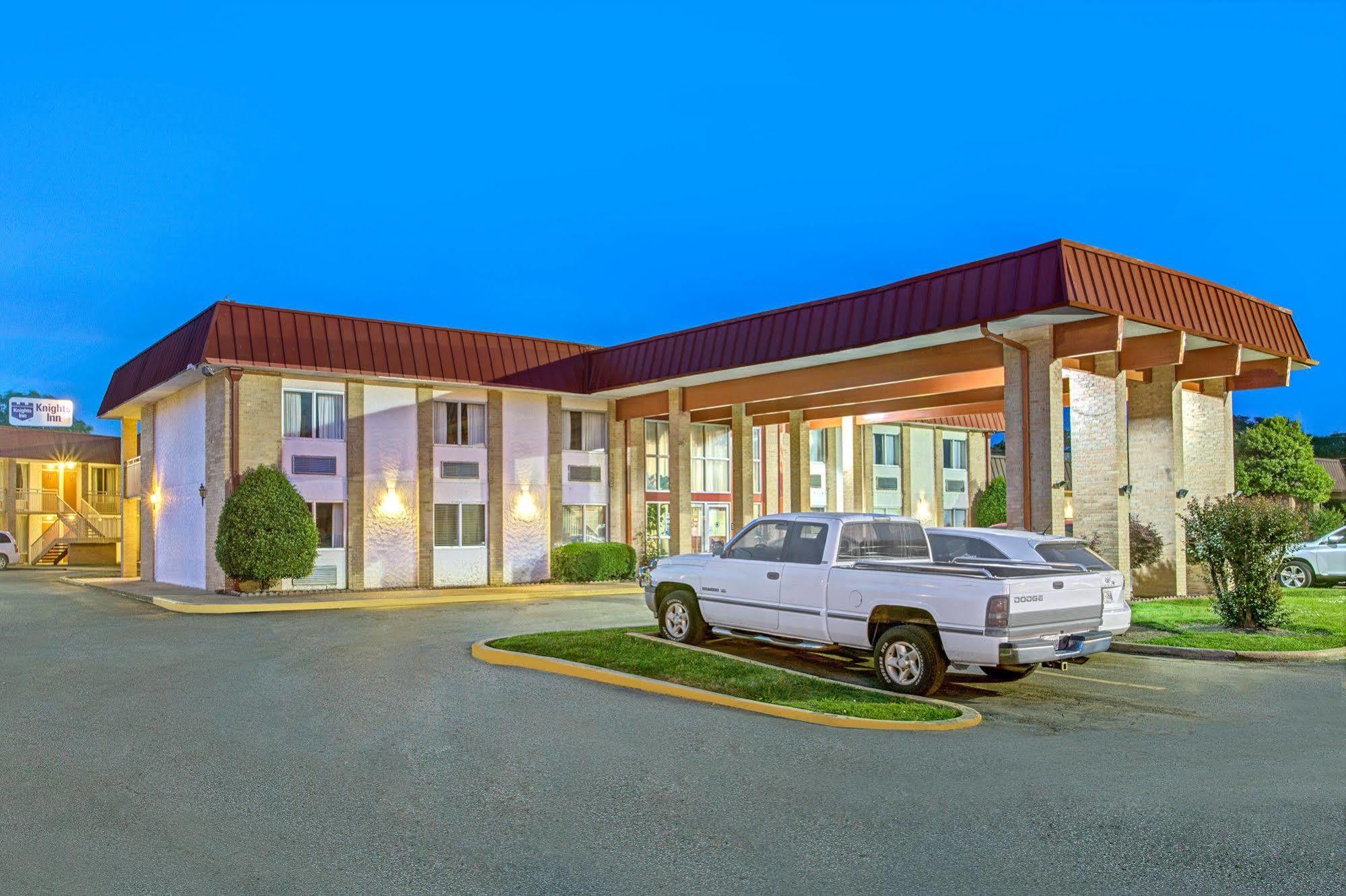 Knights Inn Memphis Airport Εξωτερικό φωτογραφία